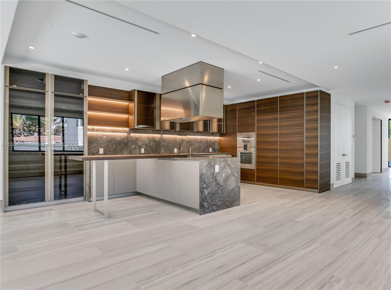 SURPRISE LAKE - Residential Lease