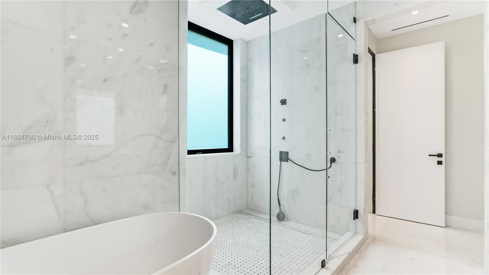 SURPRISE LAKE - Residential Lease