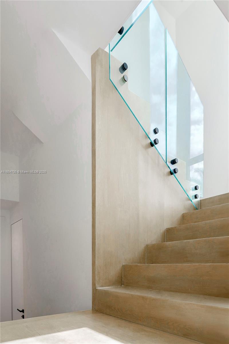 SURPRISE LAKE - Residential Lease