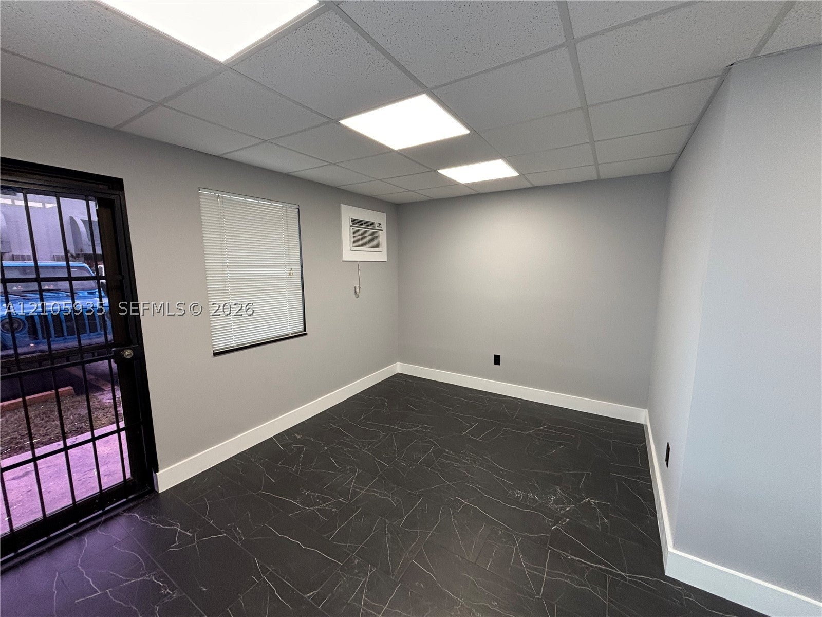 7555 NW 70th St 7555