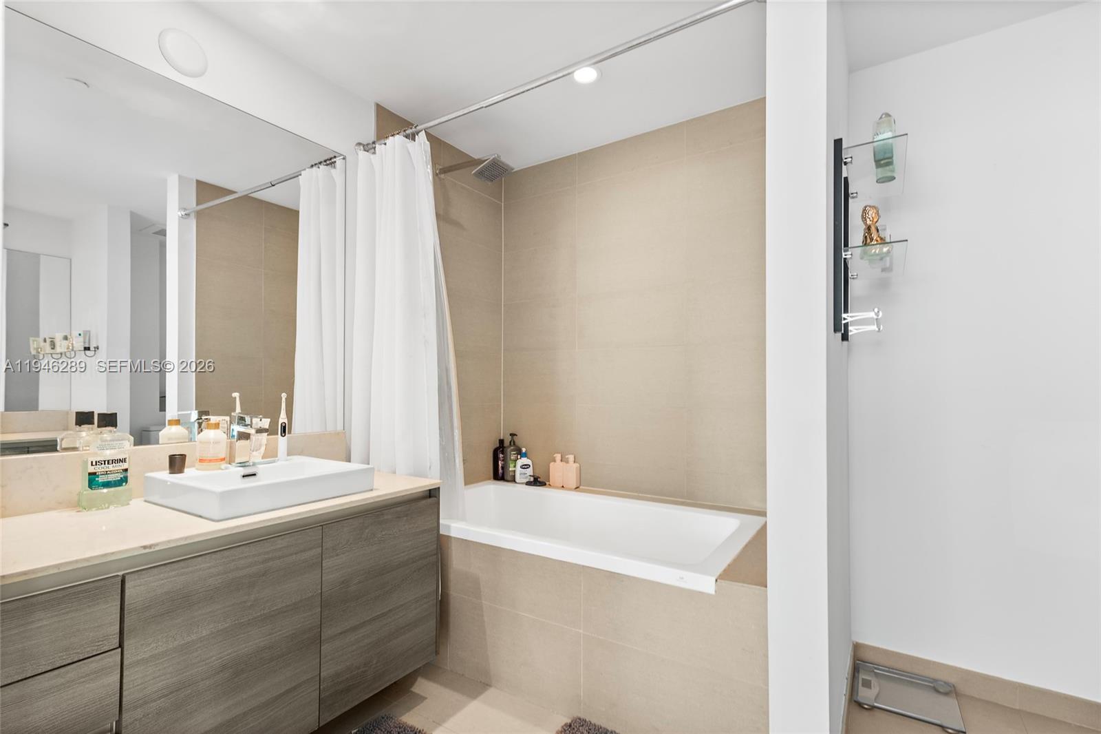 THE BONDO (1080 BRICKELL) - Residential