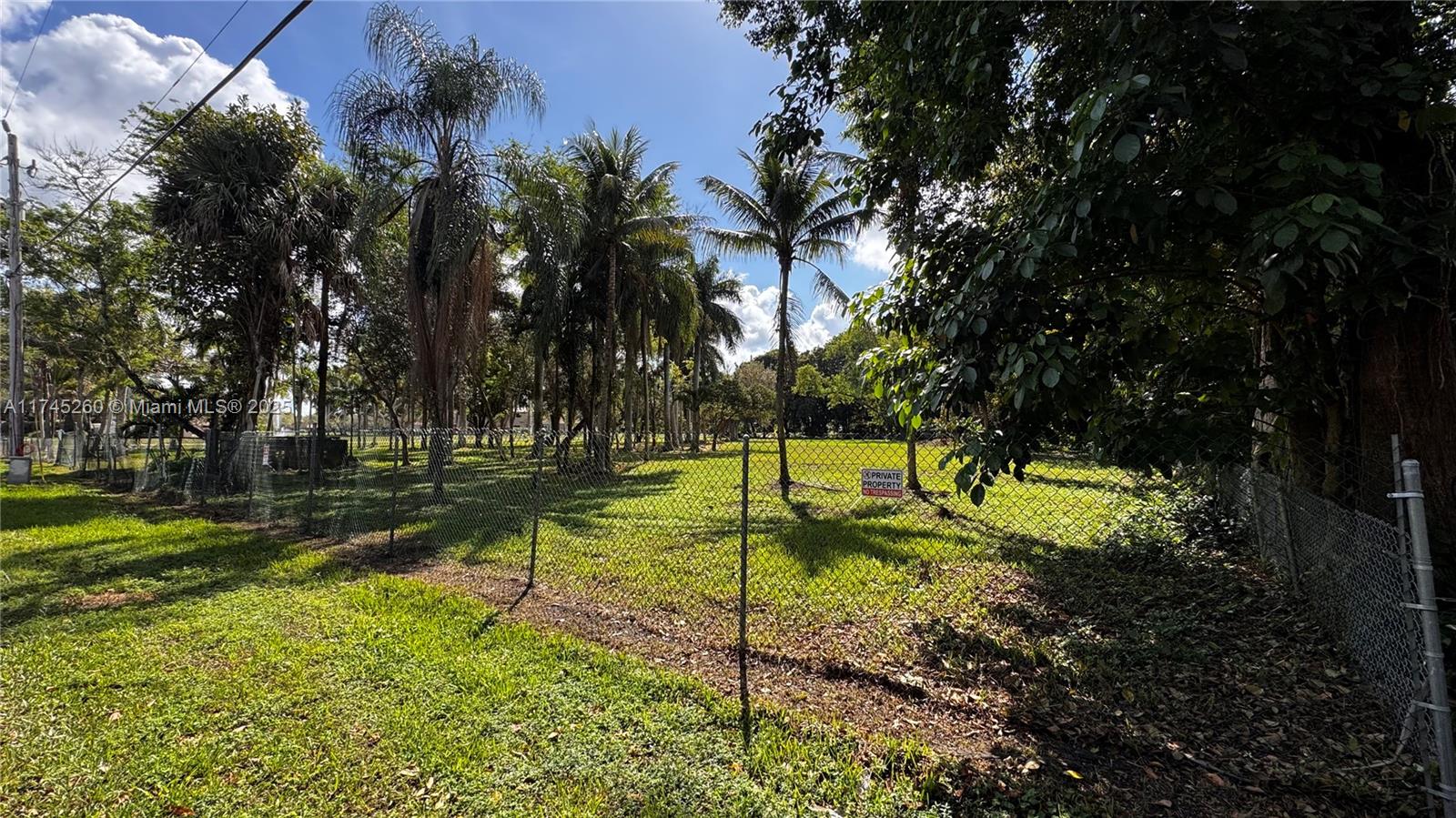 FLA FRUIT LANDS CO SUB NO - Land