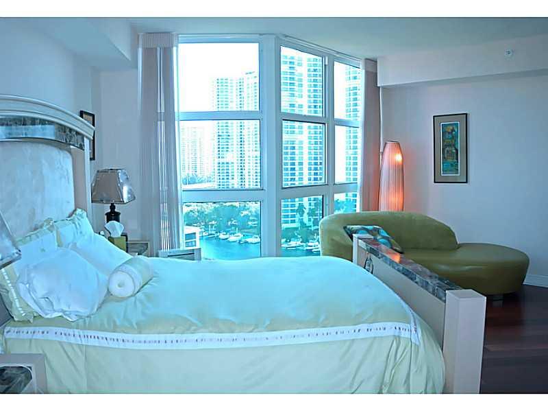 100 HIDDEN BAY CONDO - Residential Lease