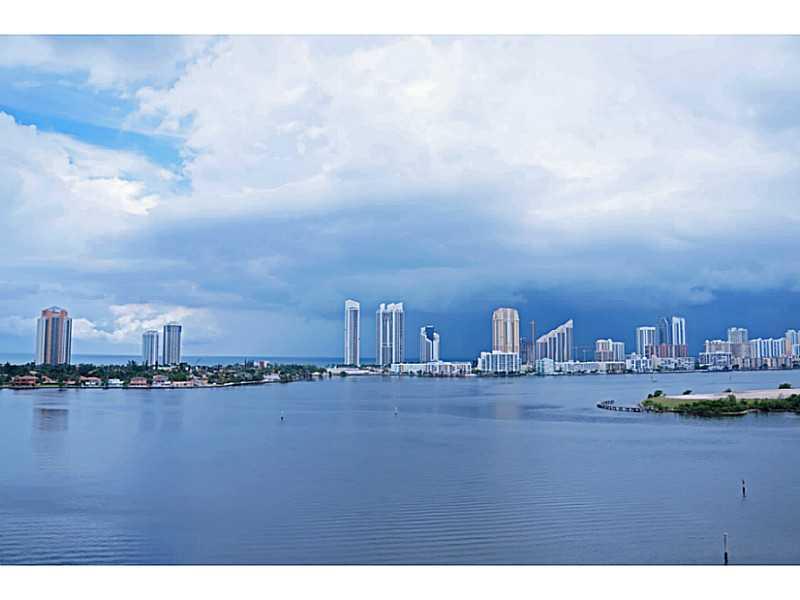 100 HIDDEN BAY CONDO - Residential Lease