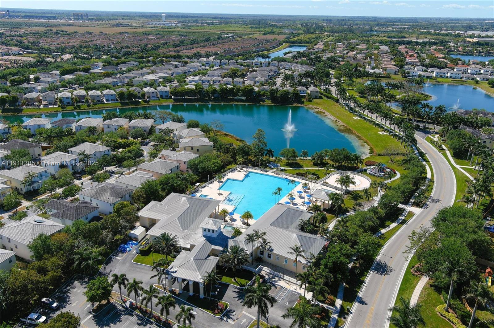 ISLES OF OASIS - Residential