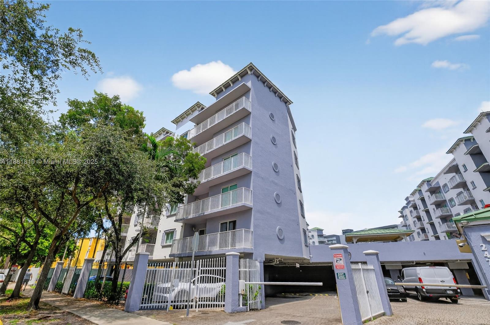 RIVER RUN SOUTH CONDO - Residential