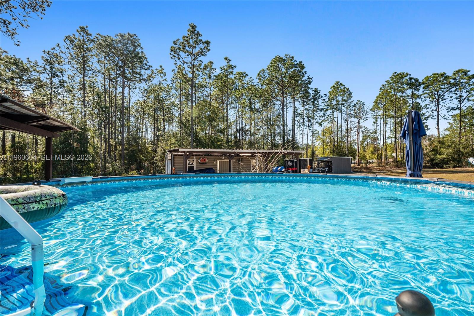 ROLLING HILLS - Residential