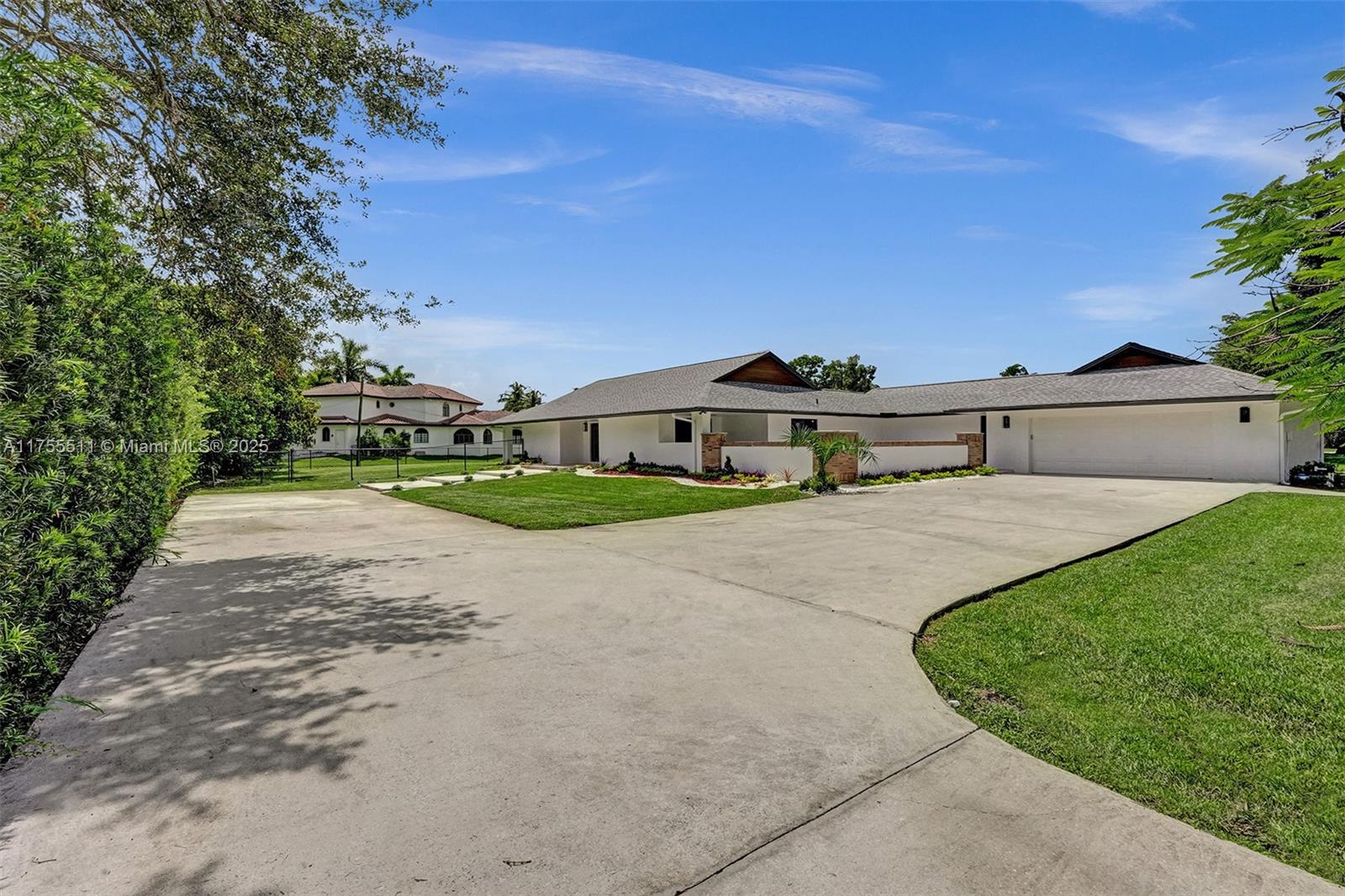 12100 NW 6th St