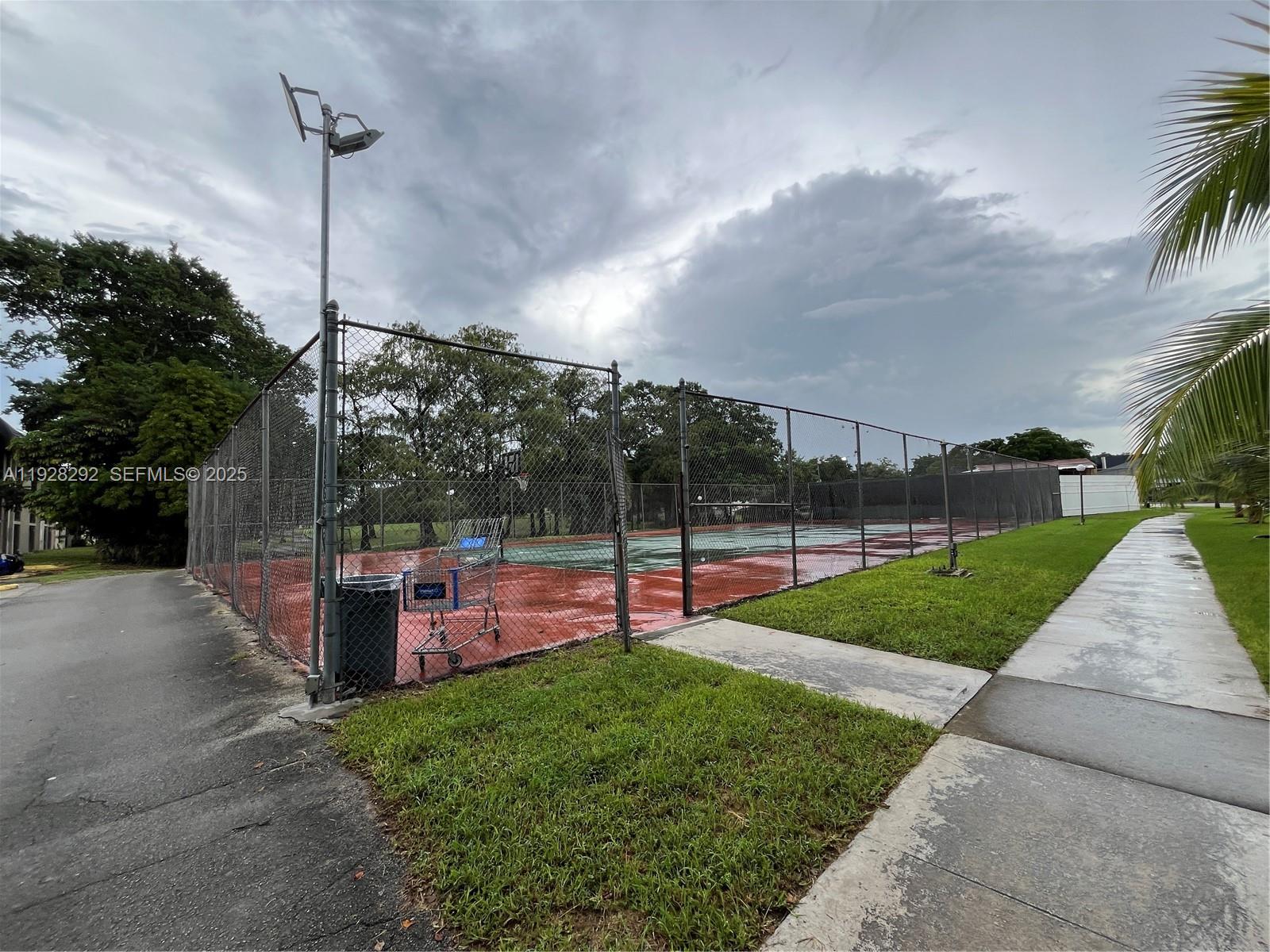 VERSAILLES GARDENS CONDO - Residential Lease