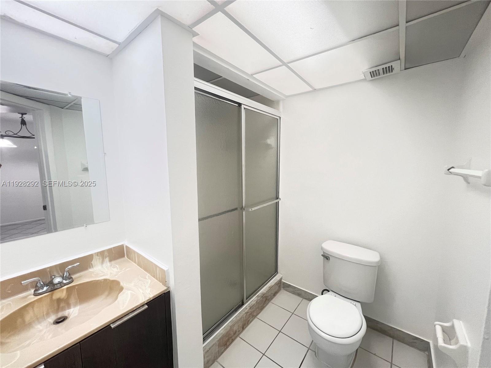 VERSAILLES GARDENS CONDO - Residential Lease