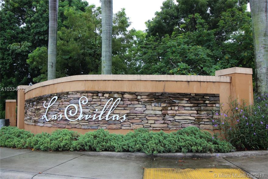 Large and spacious 3 bedroom 2 bath condo in the very centrally located, sought after community of Las Sevillas in Fontainebleau Lakes.  Internet, Basic Cable & Common Area are included.   Home features a bright open floor plan.