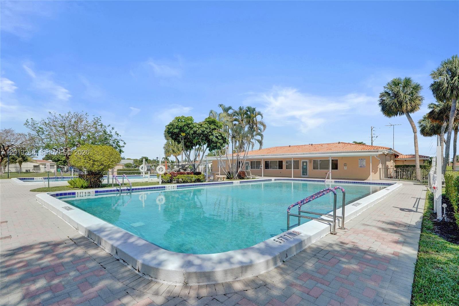 MAINLANDS OF TAMARAC LAKE - Residential