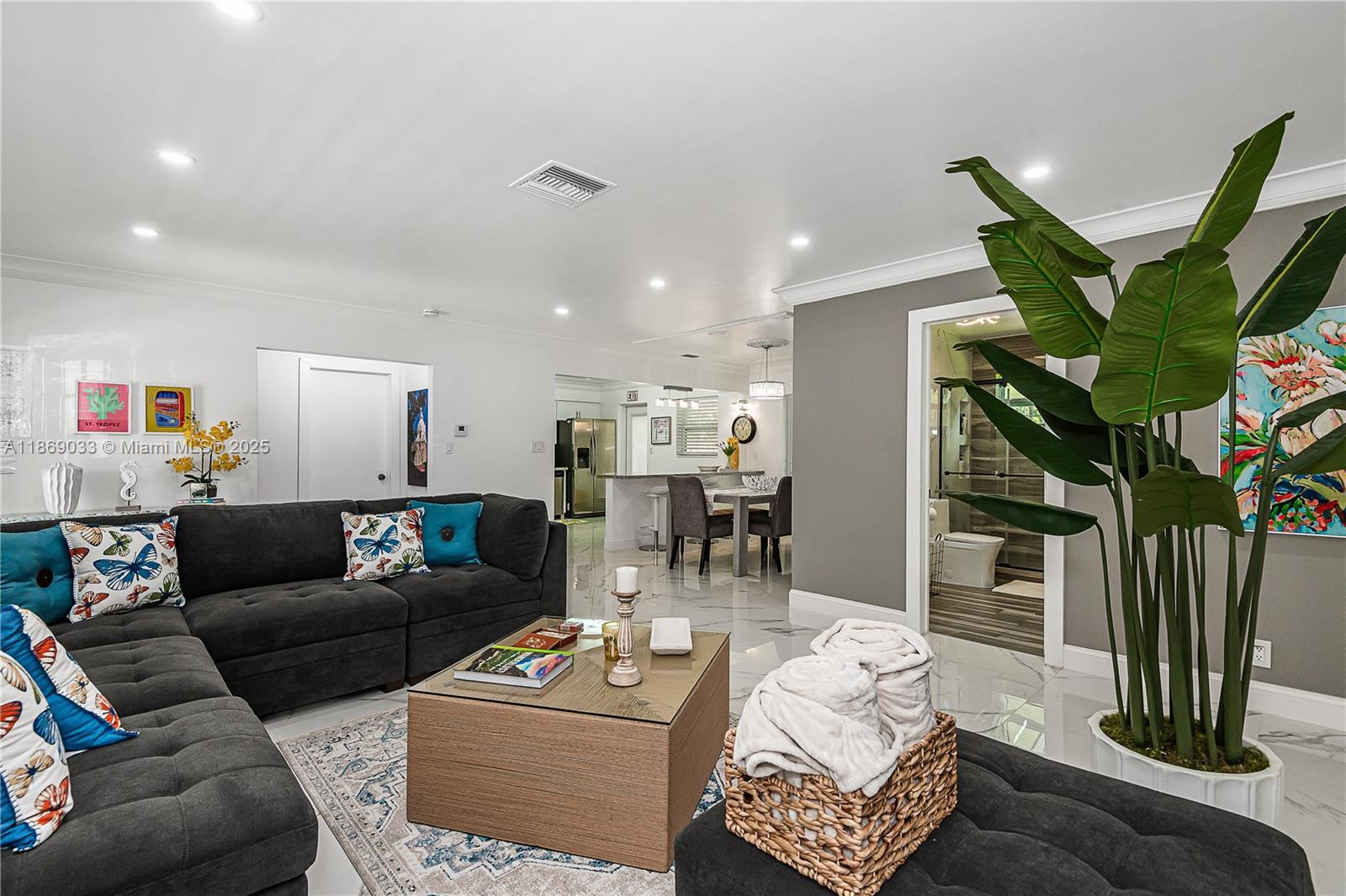 GARRISONS SUB - Residential Lease