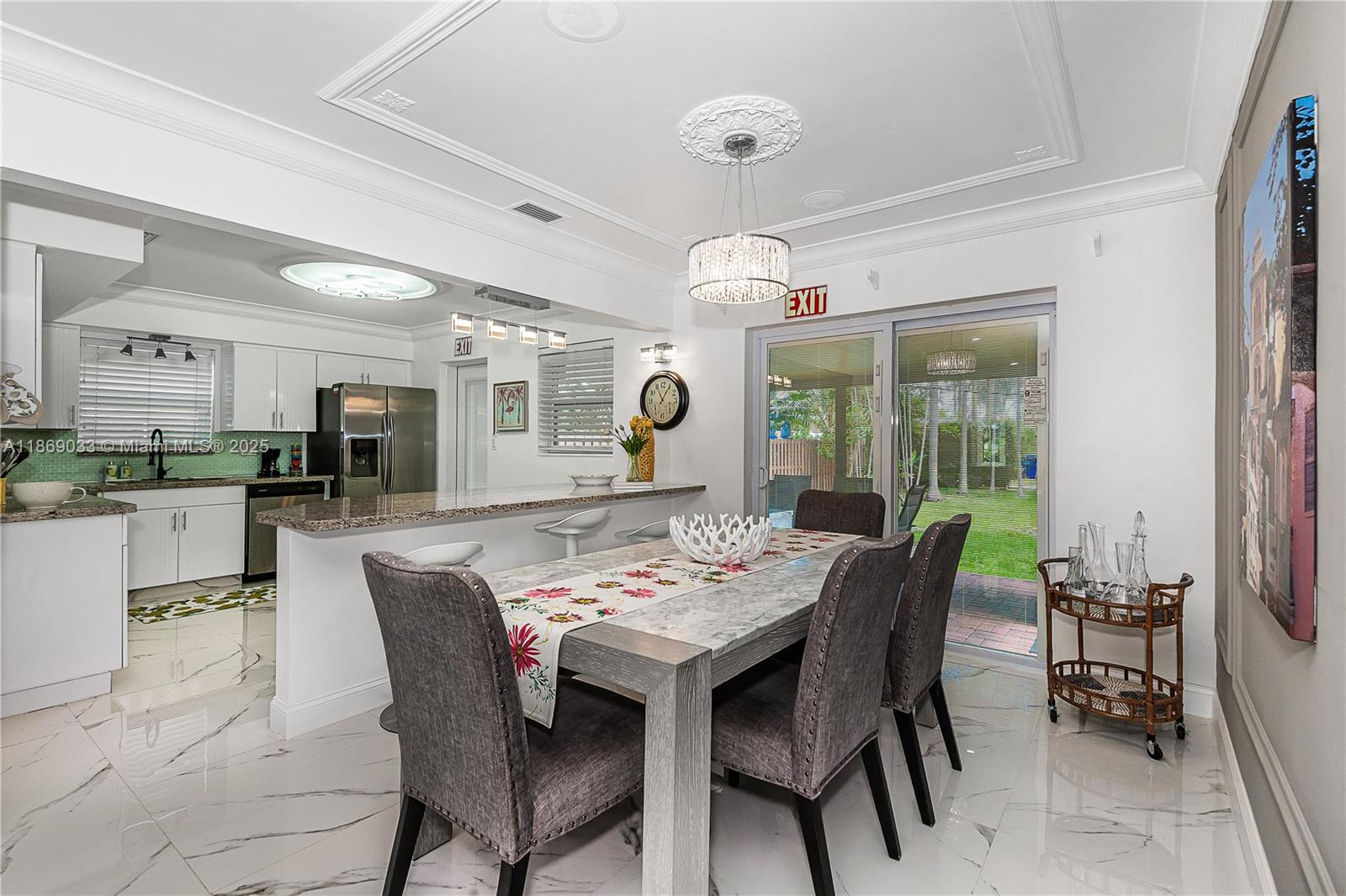 GARRISONS SUB - Residential Lease