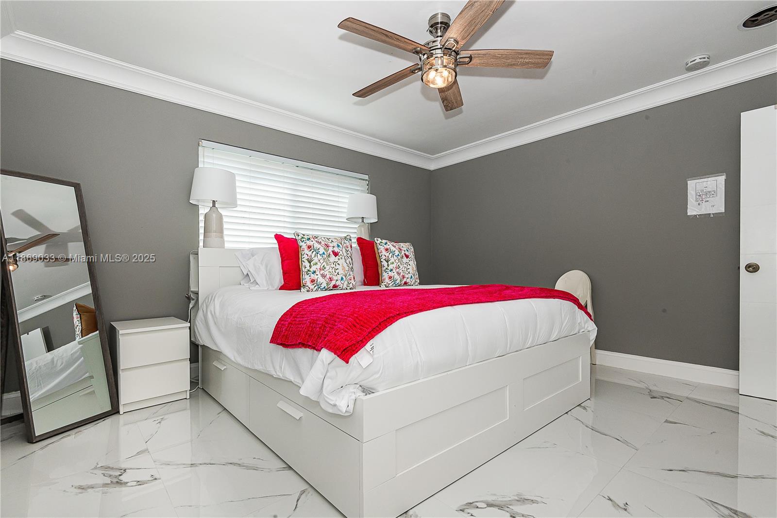 GARRISONS SUB - Residential Lease