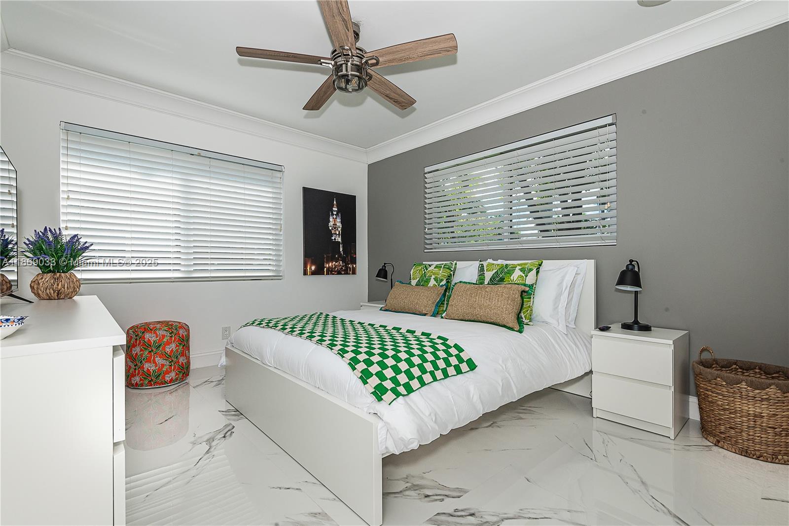 GARRISONS SUB - Residential Lease