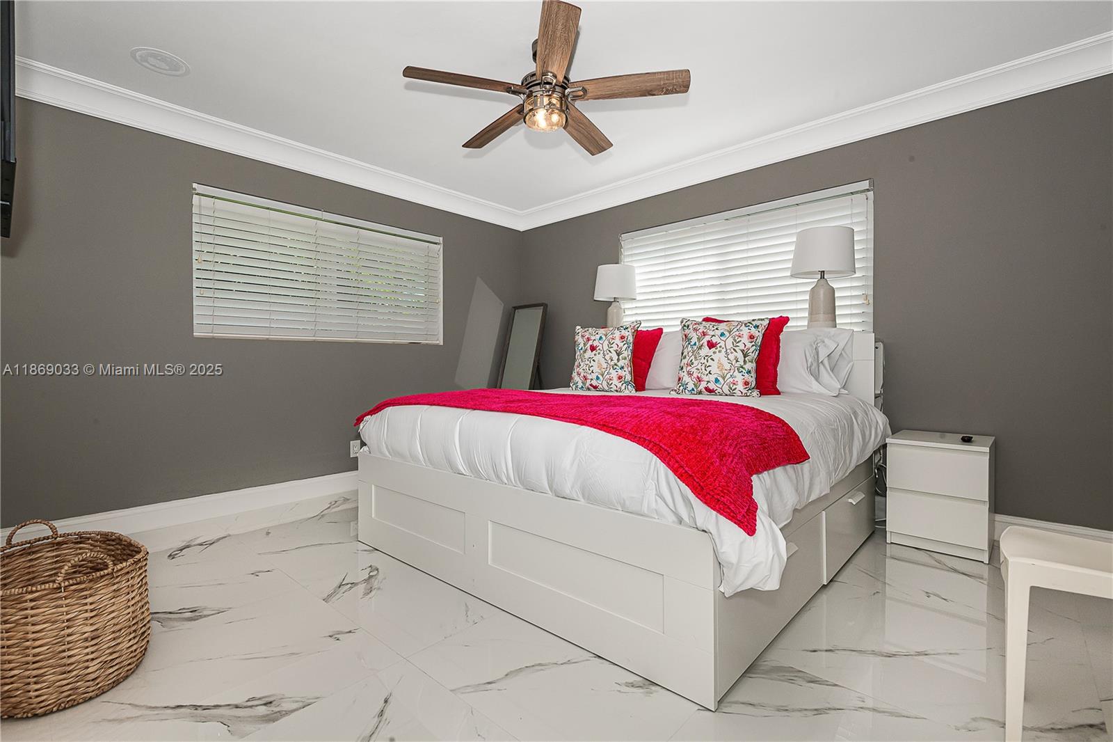 GARRISONS SUB - Residential Lease