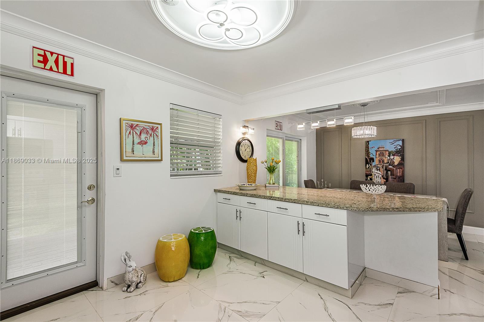 GARRISONS SUB - Residential Lease