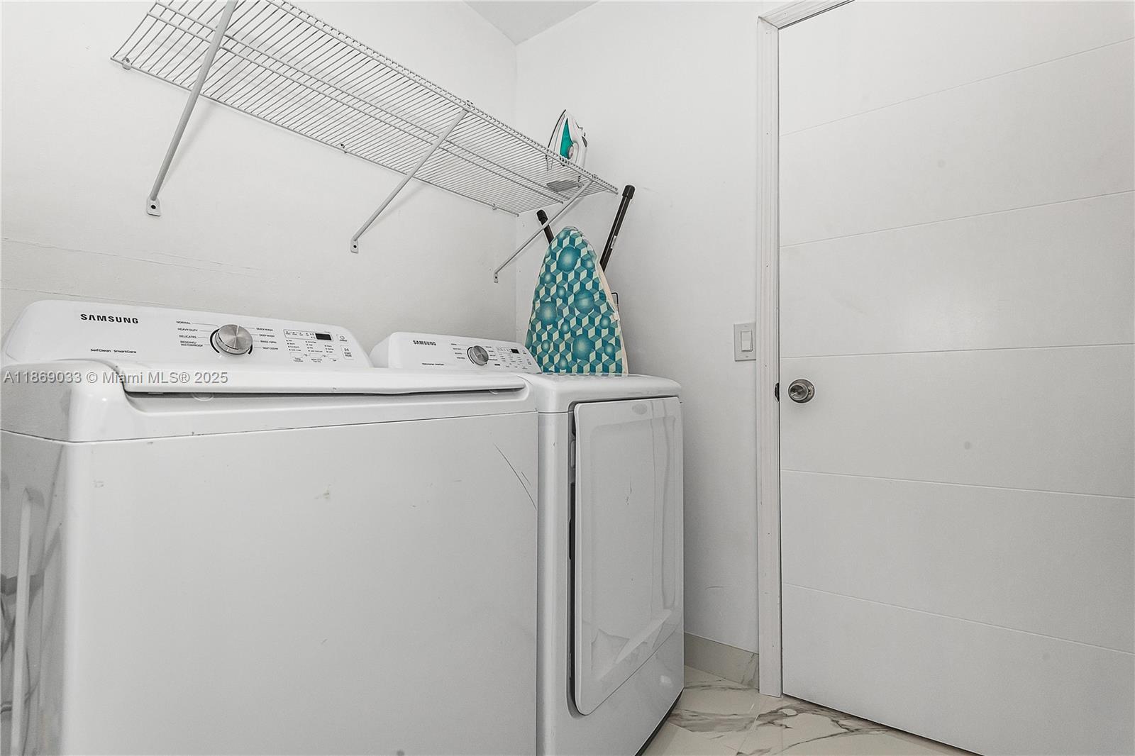 GARRISONS SUB - Residential Lease