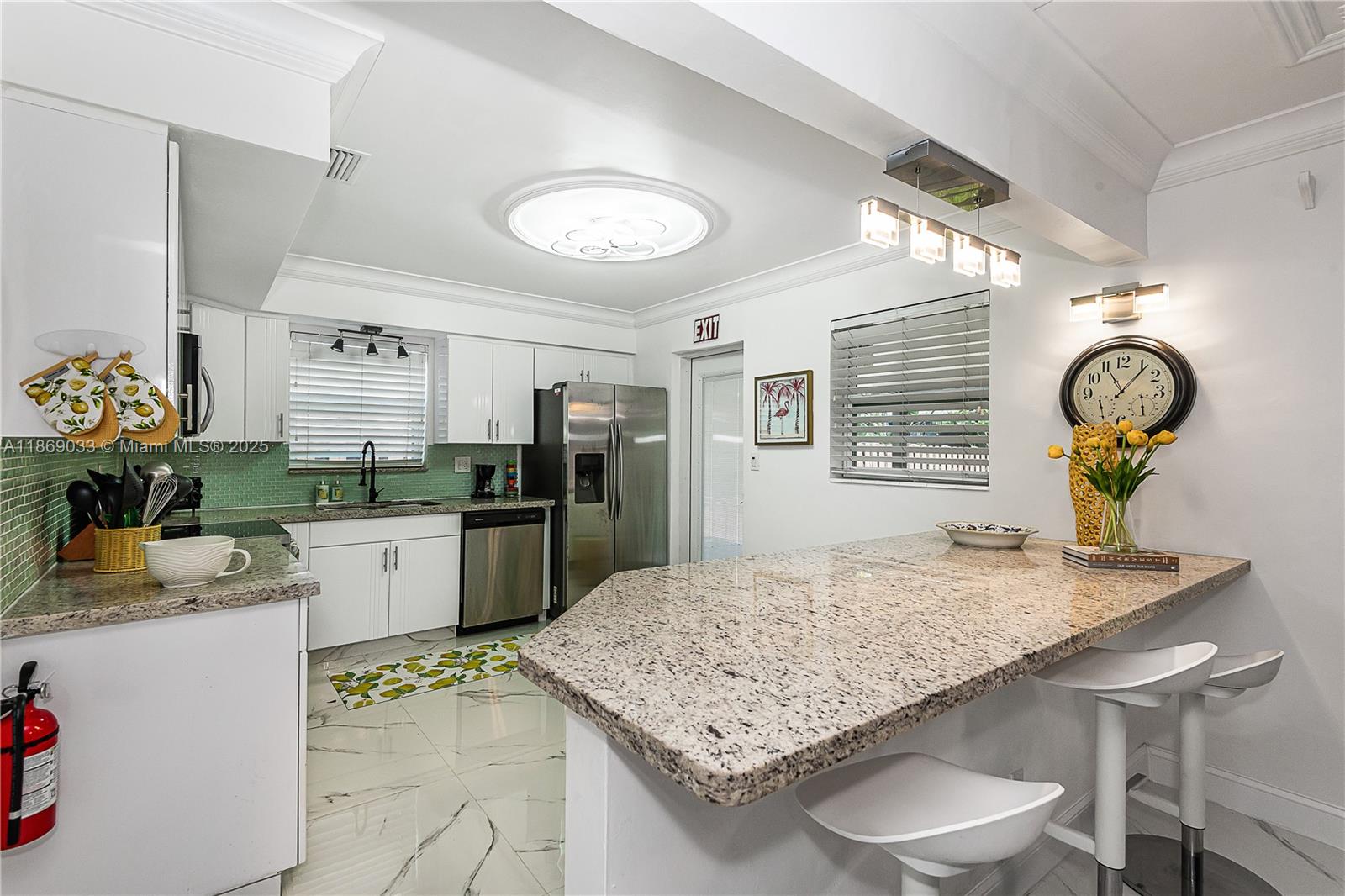 GARRISONS SUB - Residential Lease