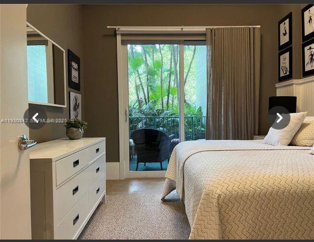 TURNBERRY VLG NO TOWER CO - Residential Lease