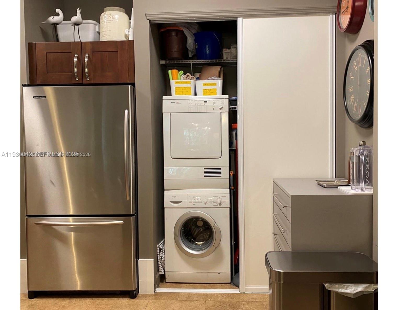 TURNBERRY VLG NO TOWER CO - Residential Lease