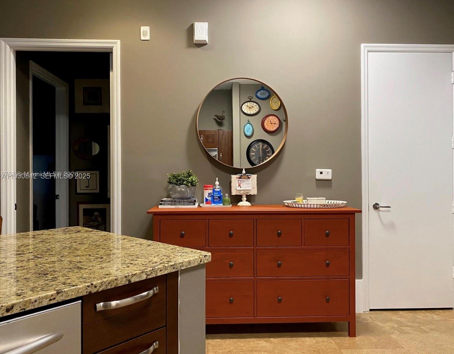 TURNBERRY VLG NO TOWER CO - Residential Lease