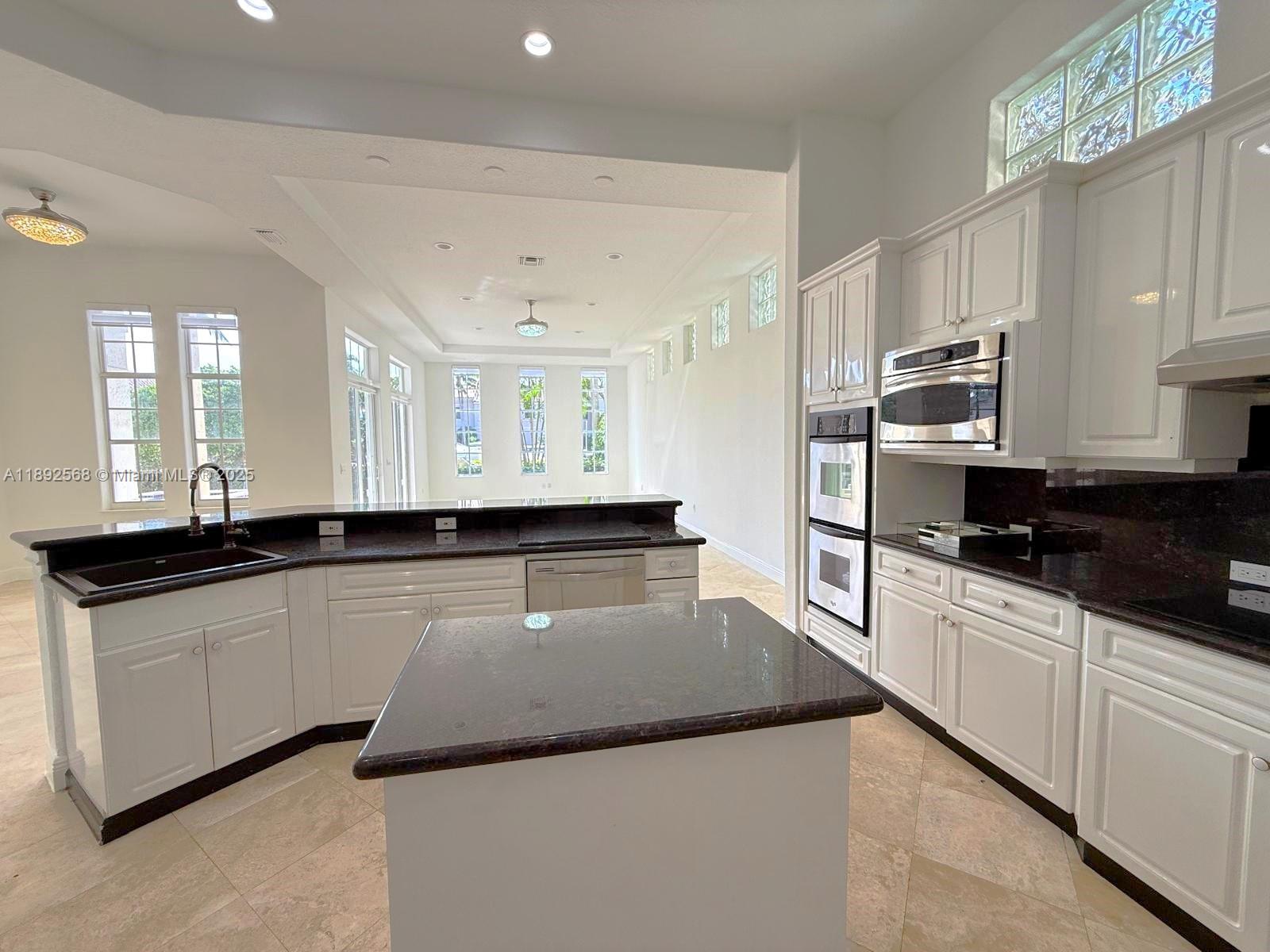 THREE ISLANDS 3RD SEC - Residential Lease