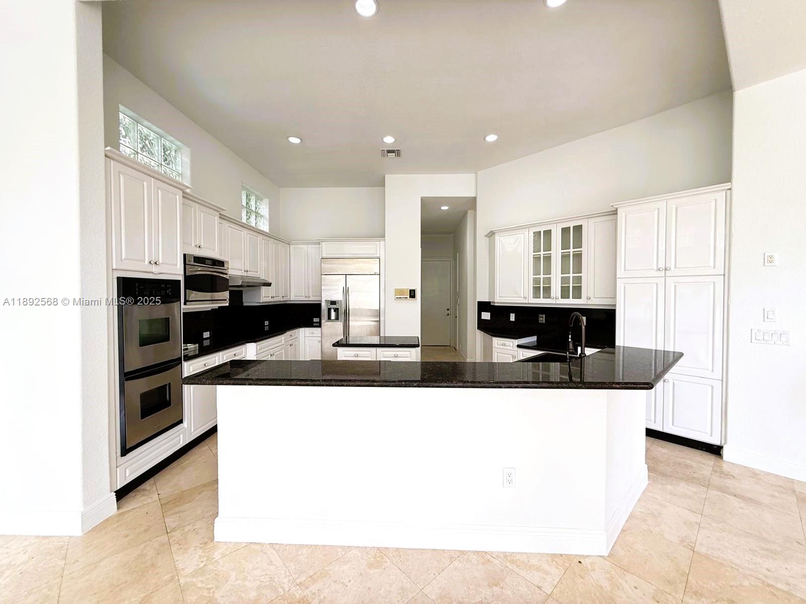 THREE ISLANDS 3RD SEC - Residential Lease