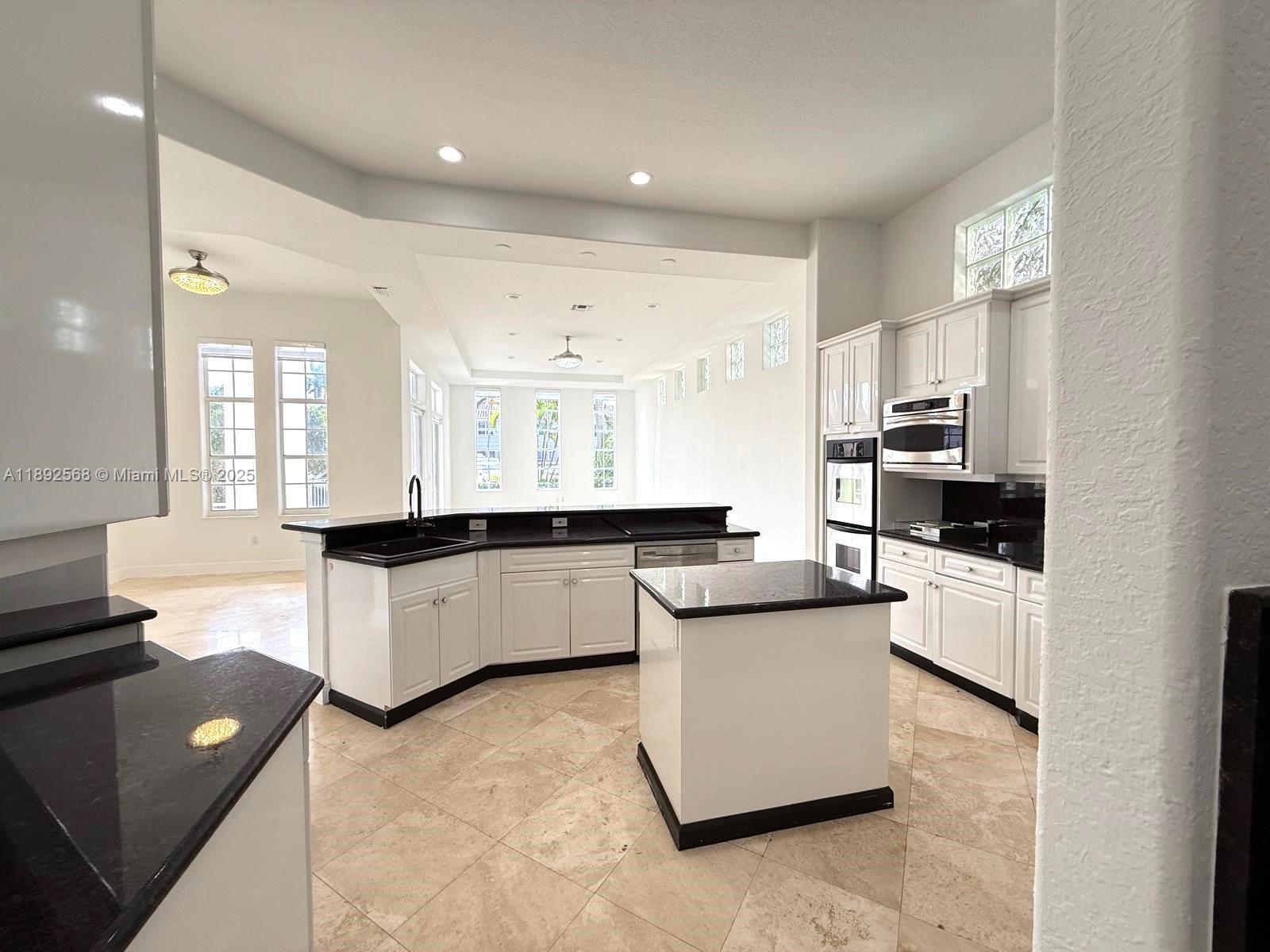 THREE ISLANDS 3RD SEC - Residential Lease