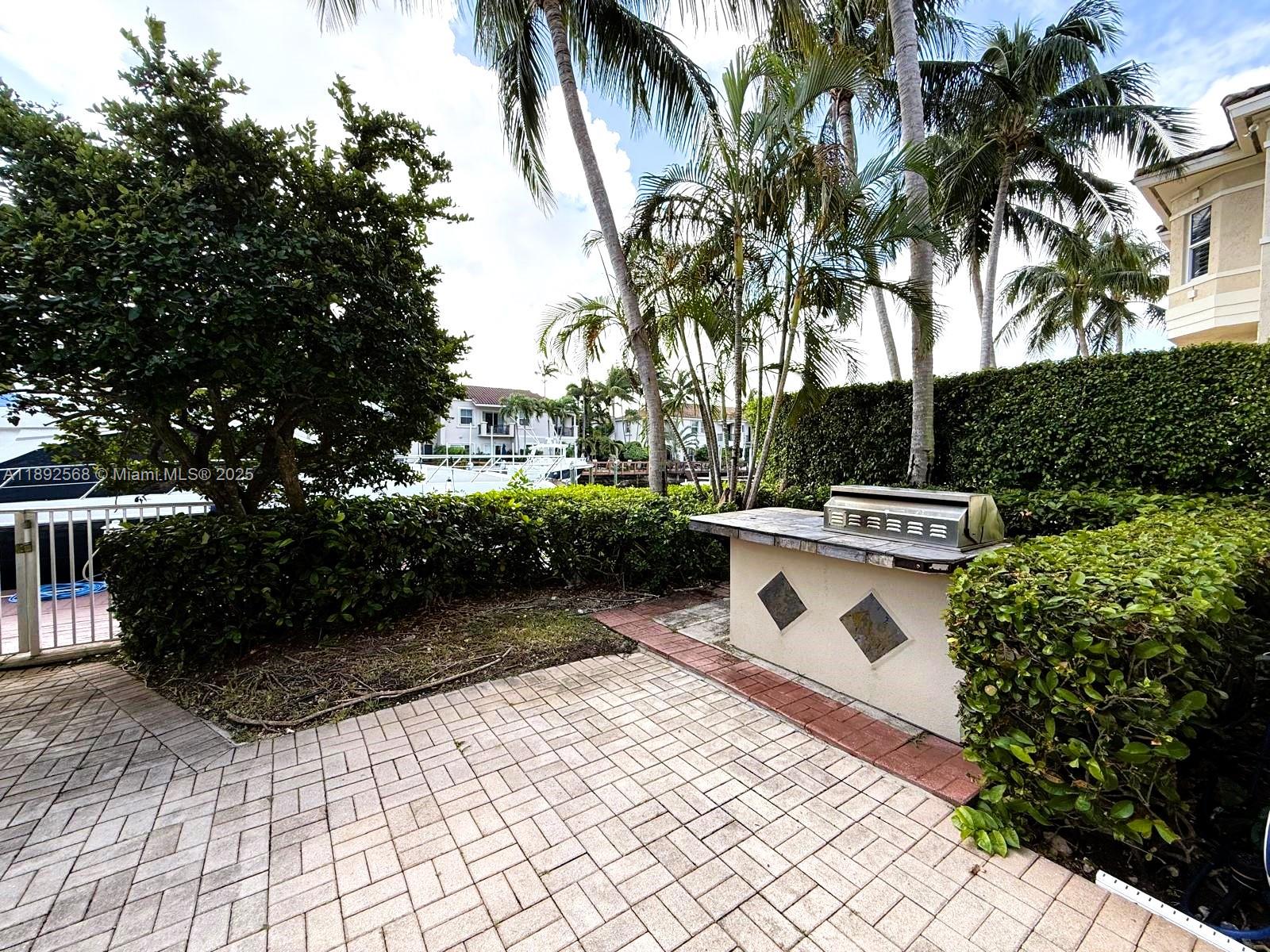 THREE ISLANDS 3RD SEC - Residential Lease