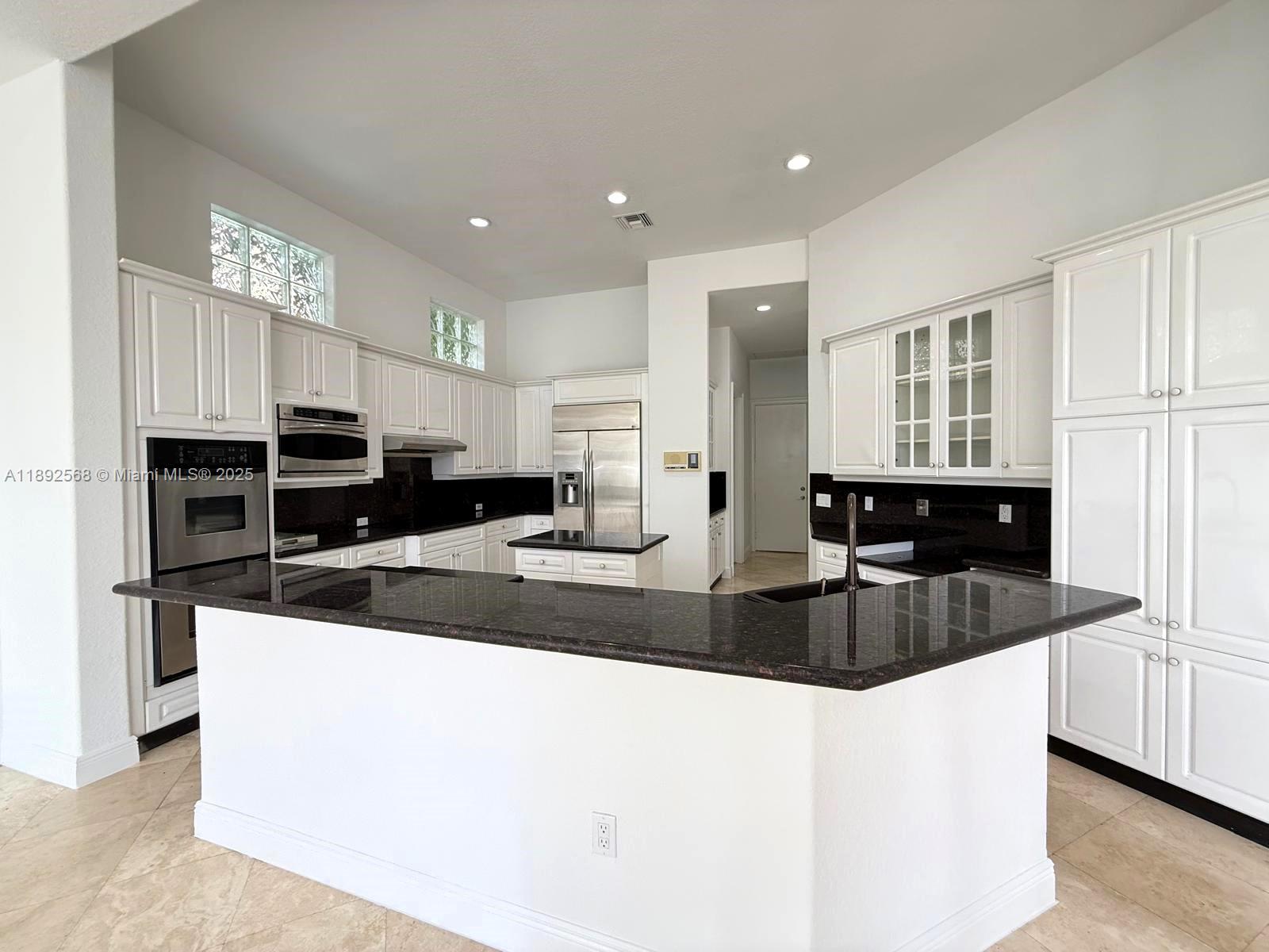 THREE ISLANDS 3RD SEC - Residential Lease