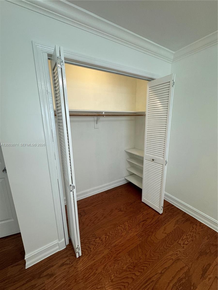 WOODSIDE ARMS CONDO - Residential Lease