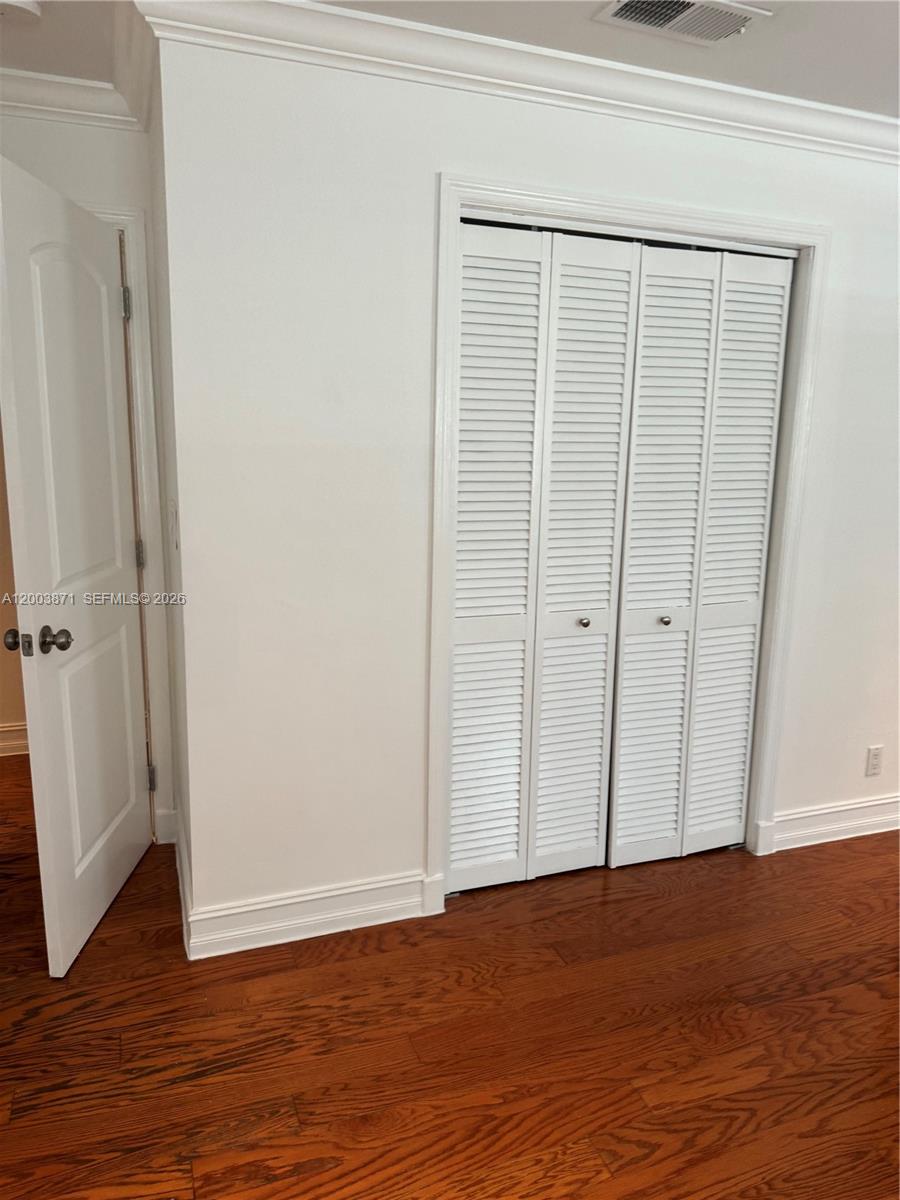WOODSIDE ARMS CONDO - Residential Lease