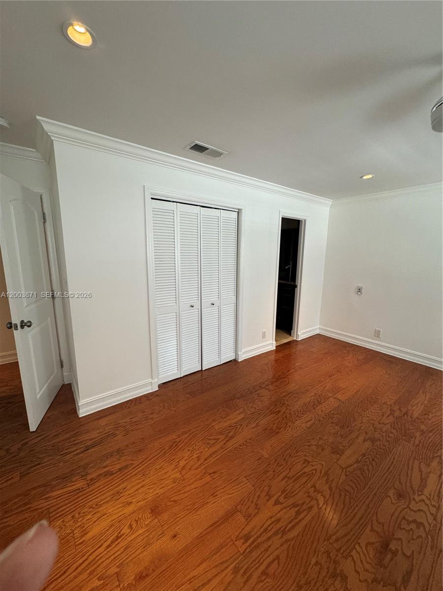 WOODSIDE ARMS CONDO - Residential Lease