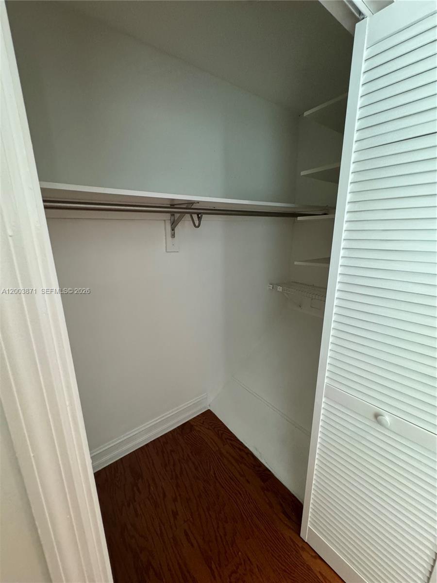 WOODSIDE ARMS CONDO - Residential Lease