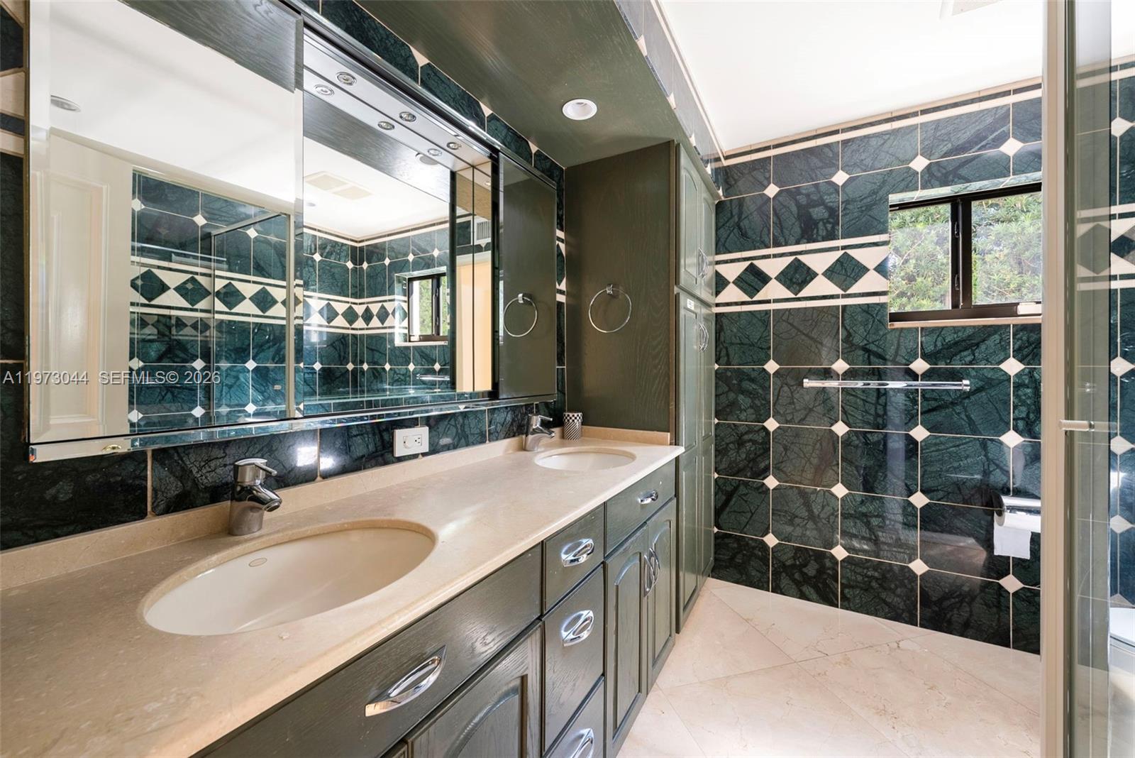 GOLDEN ISLES SEC - Residential