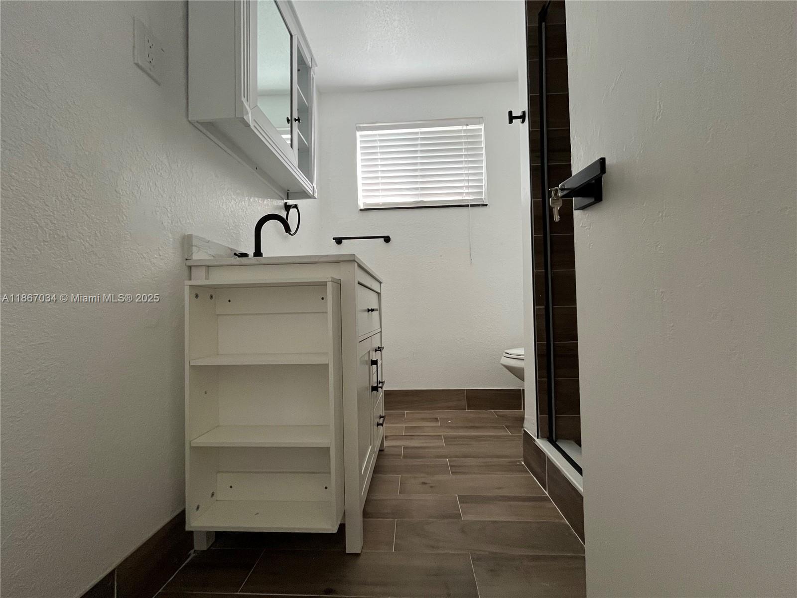 BREEZESWEPT PARK ESTATES - Residential Lease