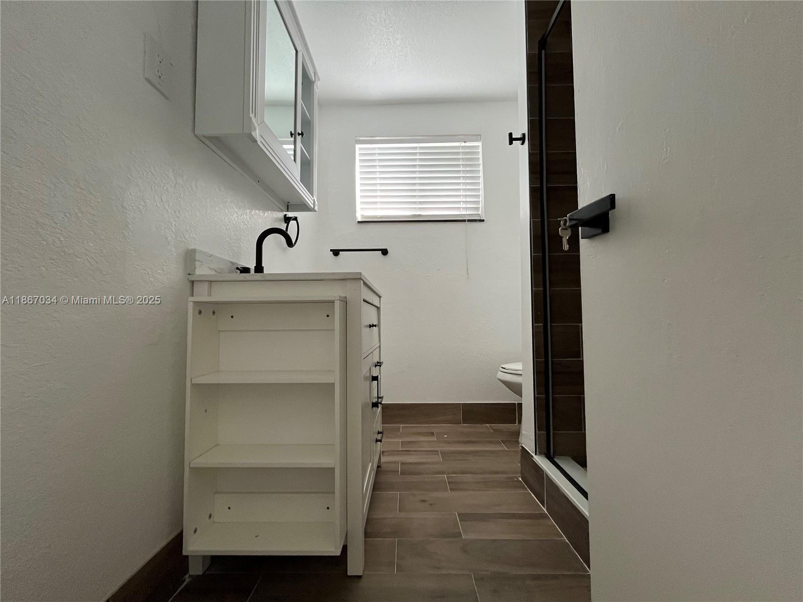 BREEZESWEPT PARK ESTATES - Residential Lease