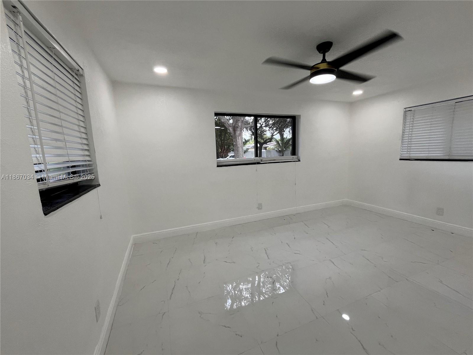 BREEZESWEPT PARK ESTATES - Residential Lease