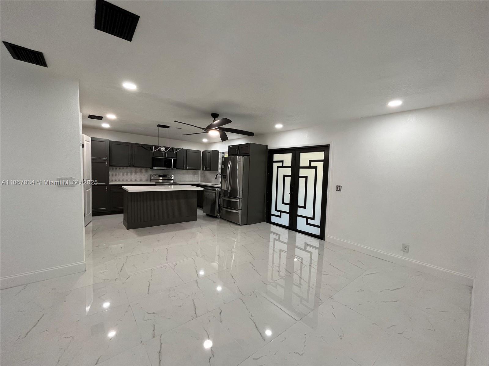 BREEZESWEPT PARK ESTATES - Residential Lease