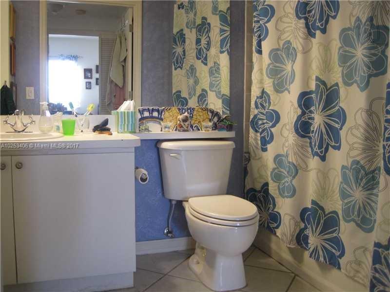 Coral Plaza Of Miami Cond - Residential Lease