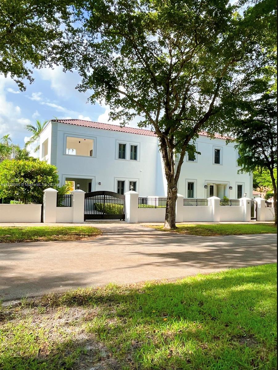 CORAL GABLES RIVIERA SEC - Residential
