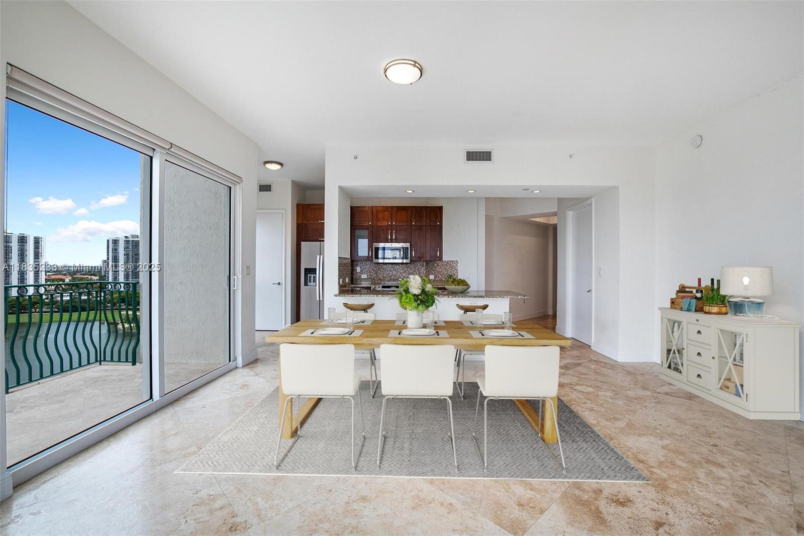 TURNBERRY VLG NO TOWER CO - Residential