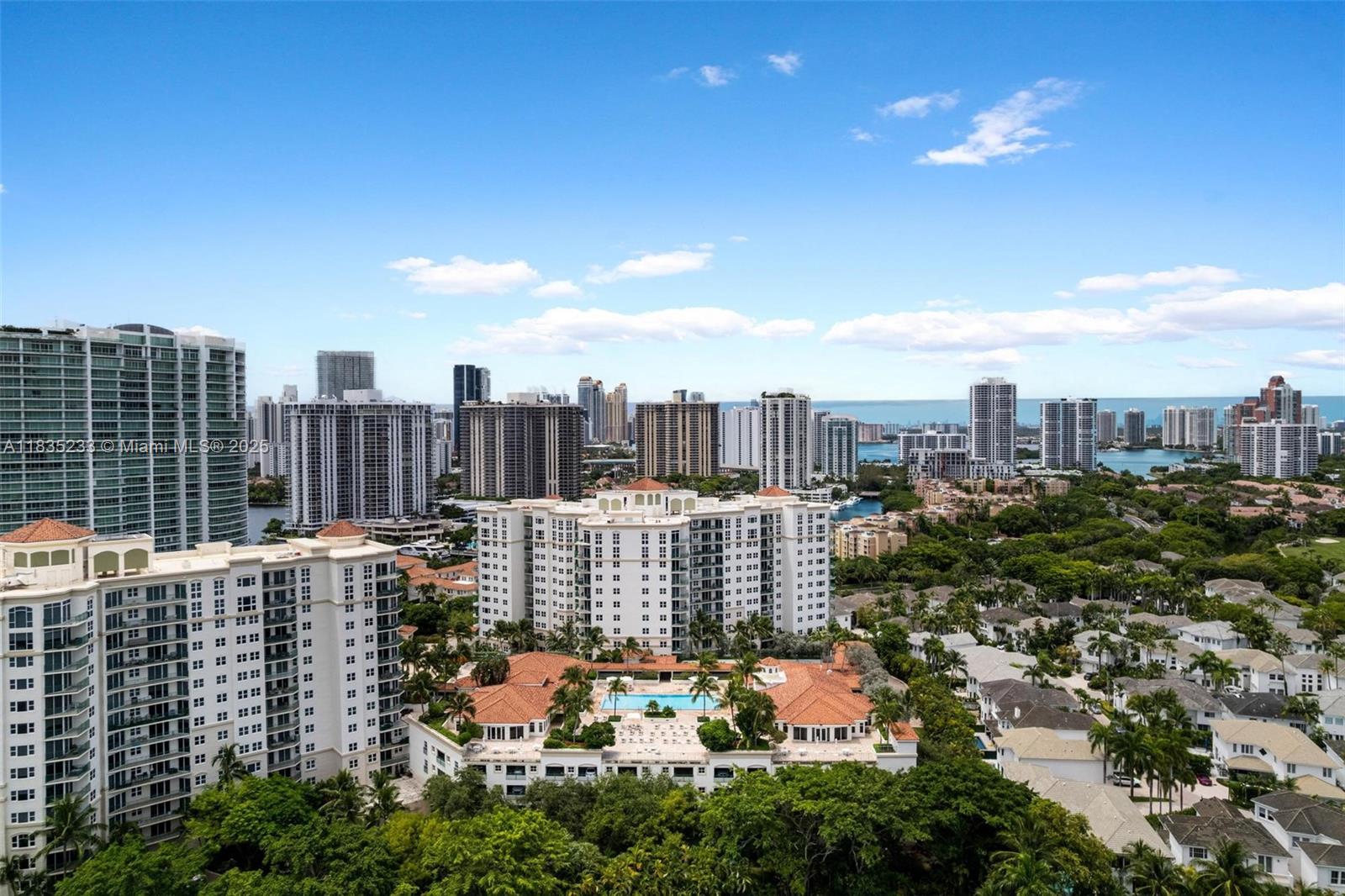 TURNBERRY VLG NO TOWER CO - Residential