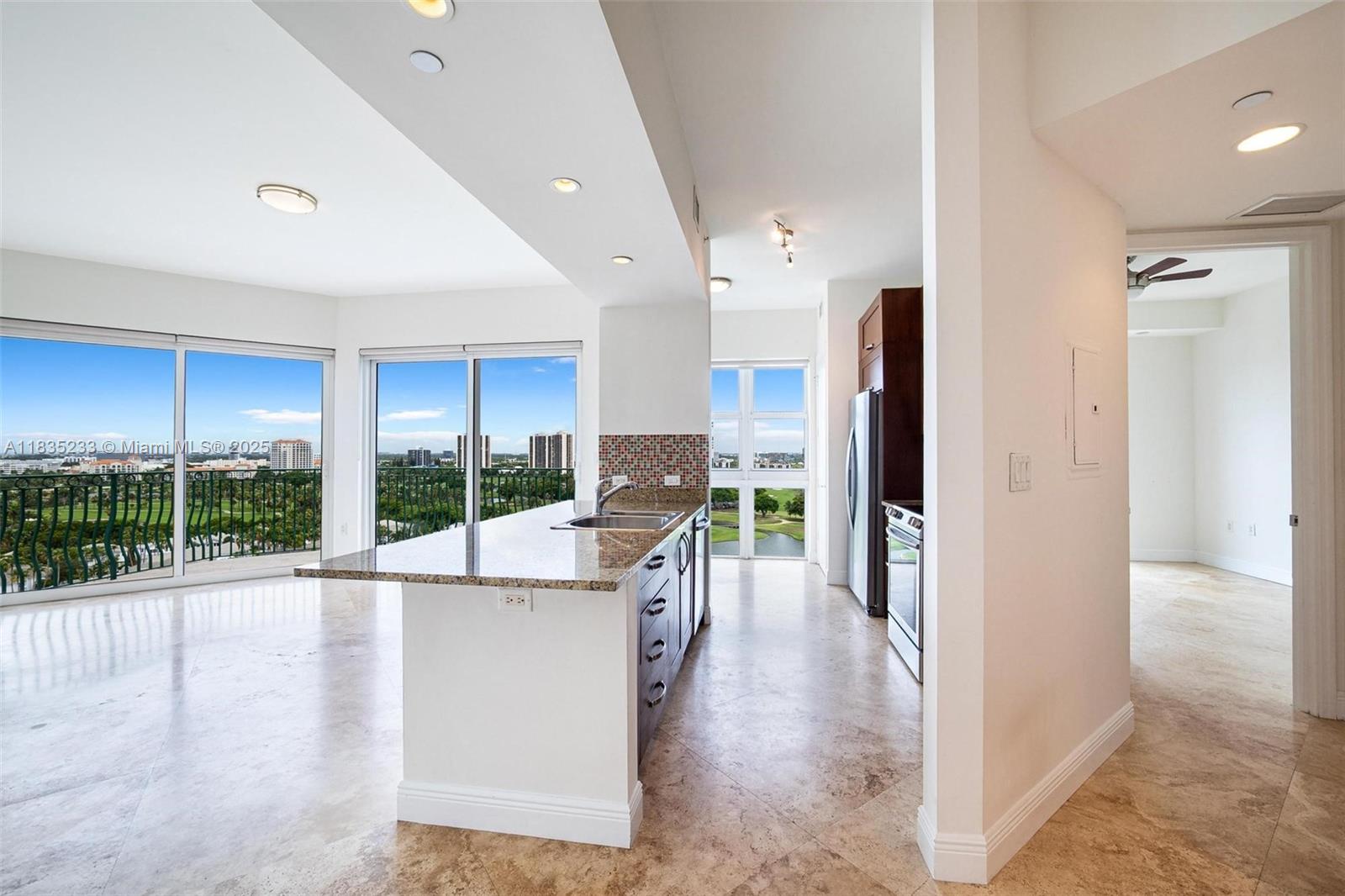 TURNBERRY VLG NO TOWER CO - Residential