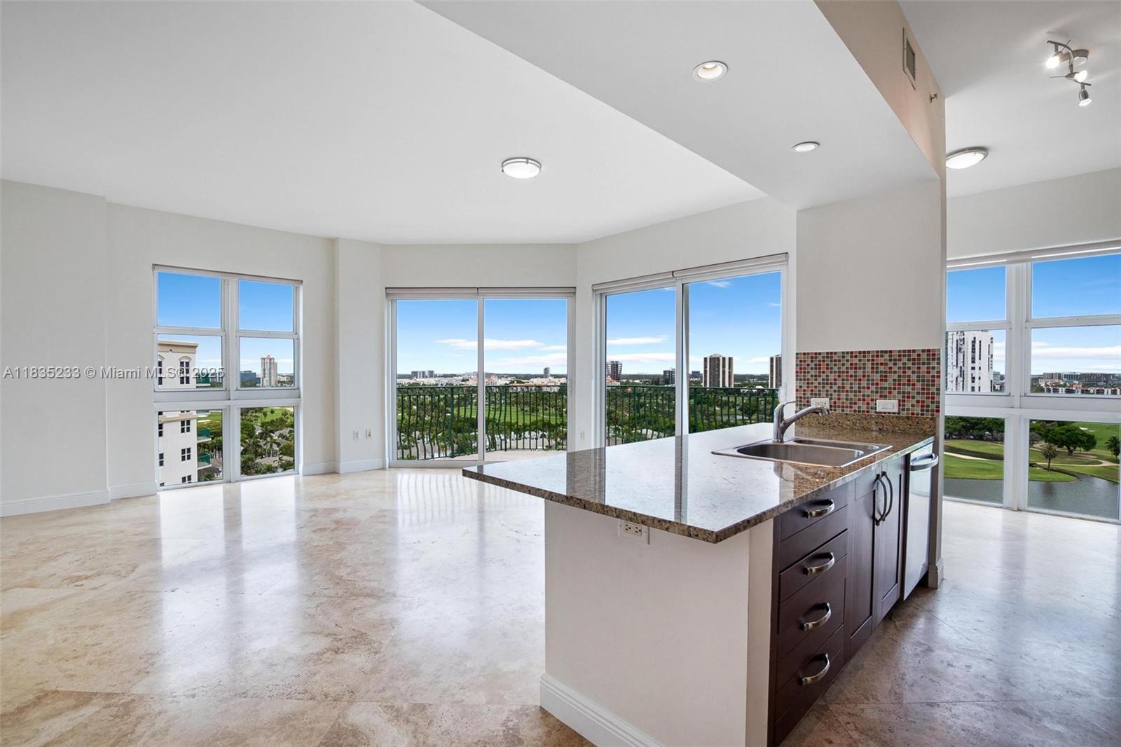 TURNBERRY VLG NO TOWER CO - Residential