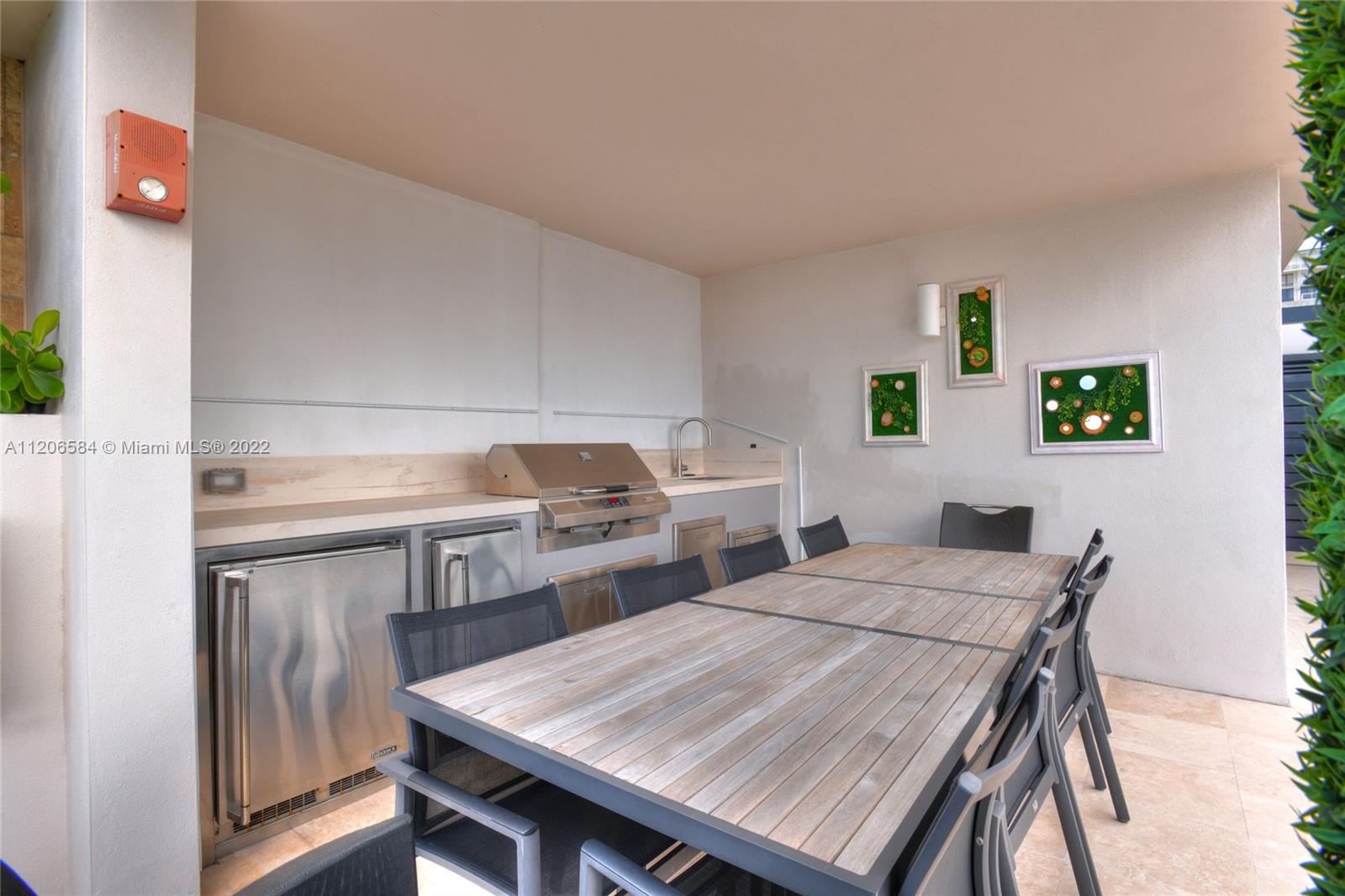 SAGE BEACH CONDO - Residential