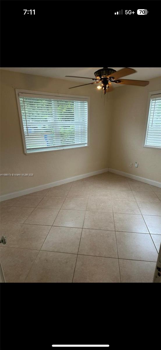 $3,000 / MONTH Beautiful 3 Bedroom / 2 Bath Home Spacious Backyard & Modern Upgrades Pets Welcome
Welcome to your new home! This freshly painted, brand-new 3 bedroom, 2 bath residence offers comfort, style, and convenience. Located in a desirable neighborhood
3 Bedrooms / 2 Full Bathrooms
Large Backyard great for entertaining, pets, or play
Water & Landscaping Included worry-free living
Central A/C for year-round comfort
Washer & Dryer included for your convenience
Pets Welcome!
Rent: $3,000 per month
Located in a family-friendly community with excellent schools nearby.
LOW credit welcome !
This home is move-in ready and won't last long.
1st month and 2 month security to move In
Utilities are included! ( FPL is limited )