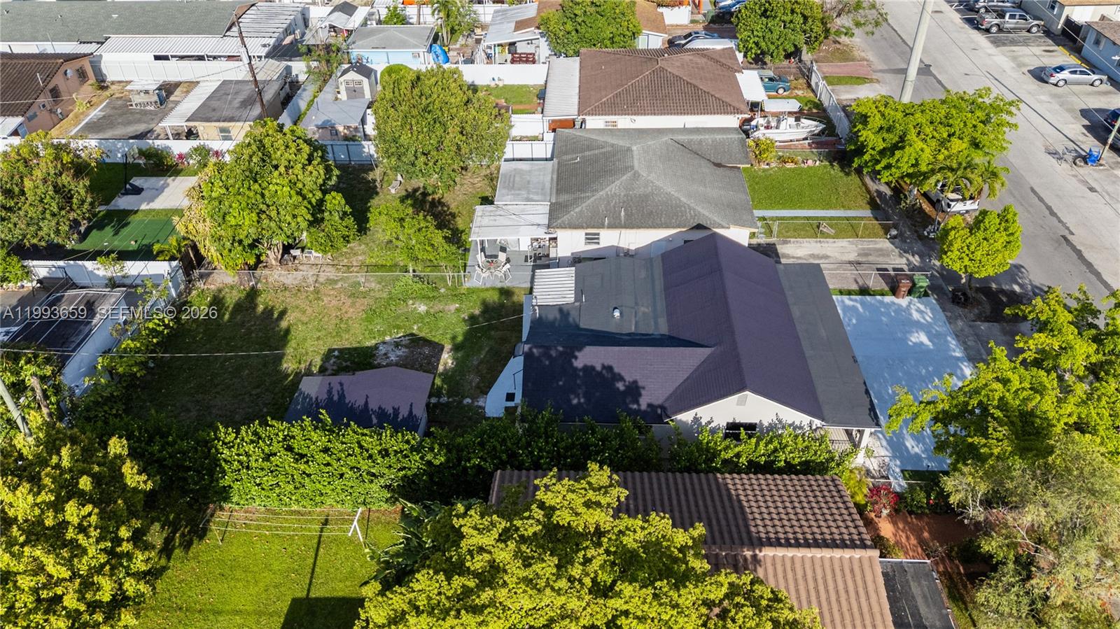 HIALEAH 7TH ADDN - Residential